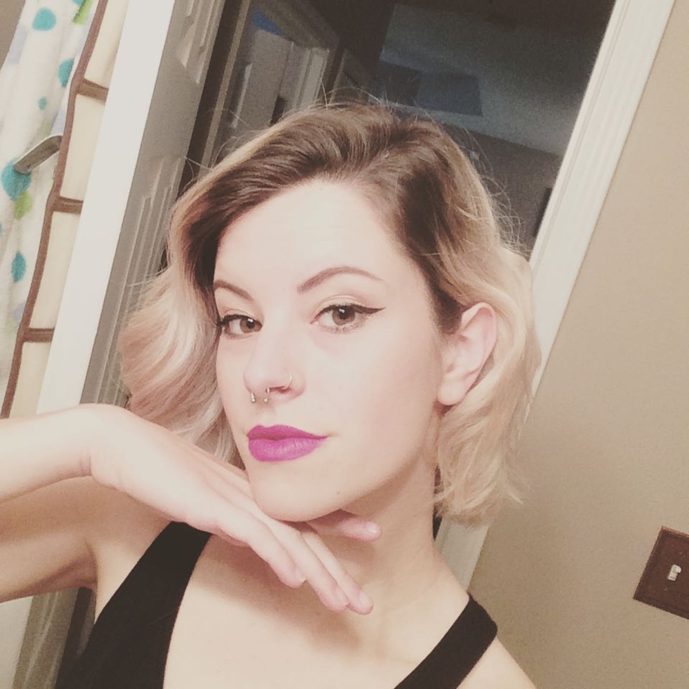 Meet your Posher, Phoebe